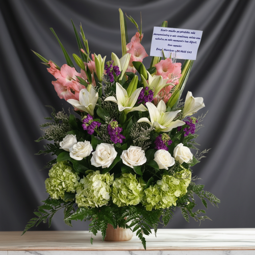 Arreglo floral con mensaje de condolencias toma la imagen adjunta como base y genera pehwl4