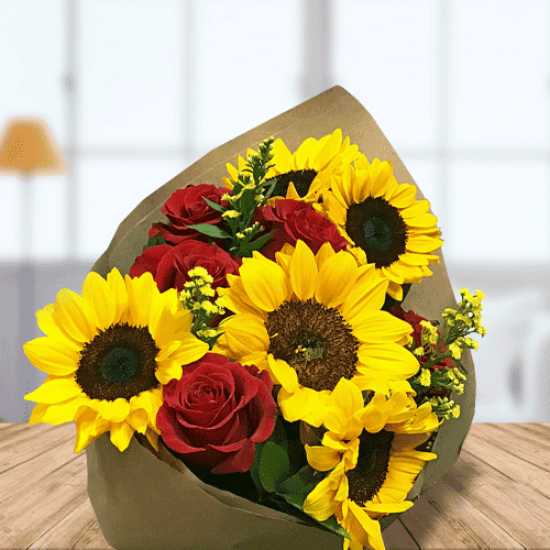Bouquet de Rosas Rojas y Girasoles